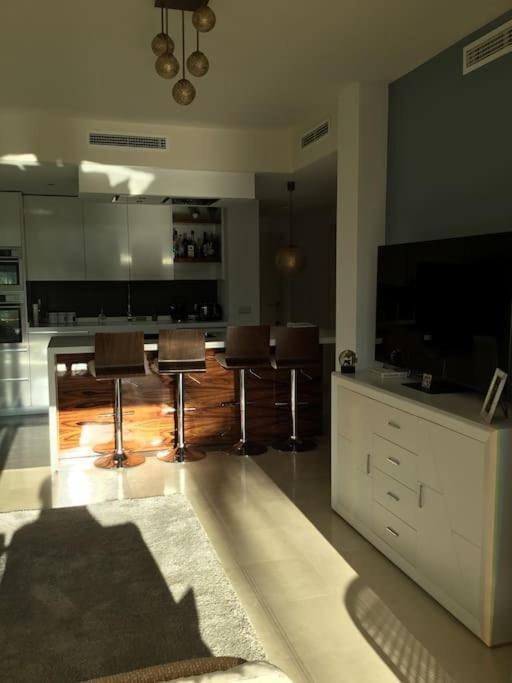 Alcazaba Blue Lagoon 3 Bedroom, Ground Floor Apartment Estepona Exteriér fotografie