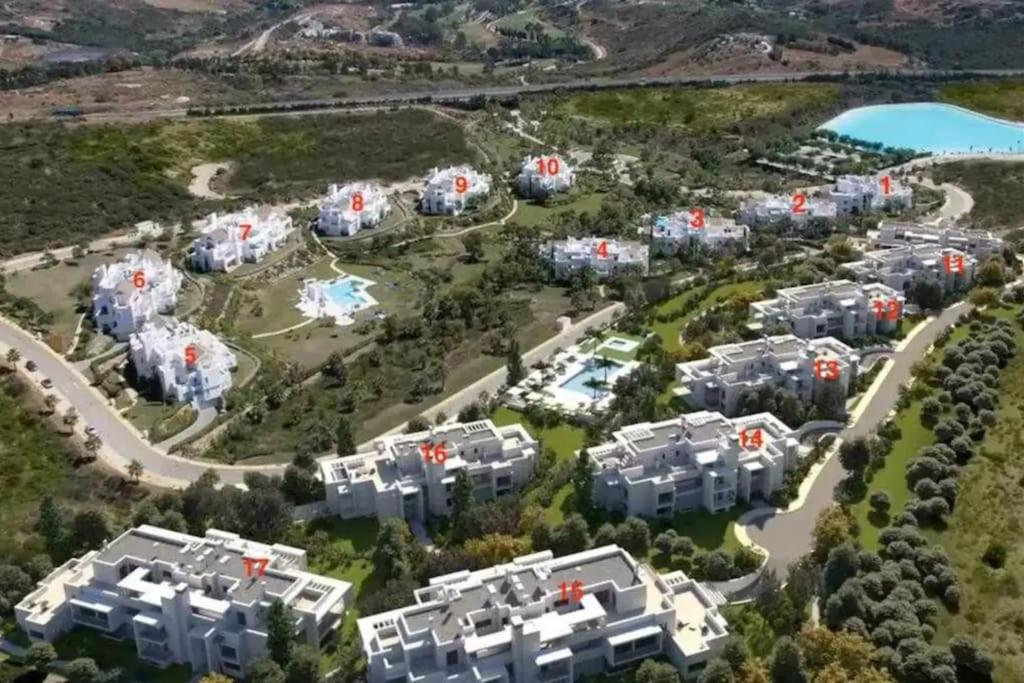 Alcazaba Blue Lagoon 3 Bedroom, Ground Floor Apartment Estepona Exteriér fotografie